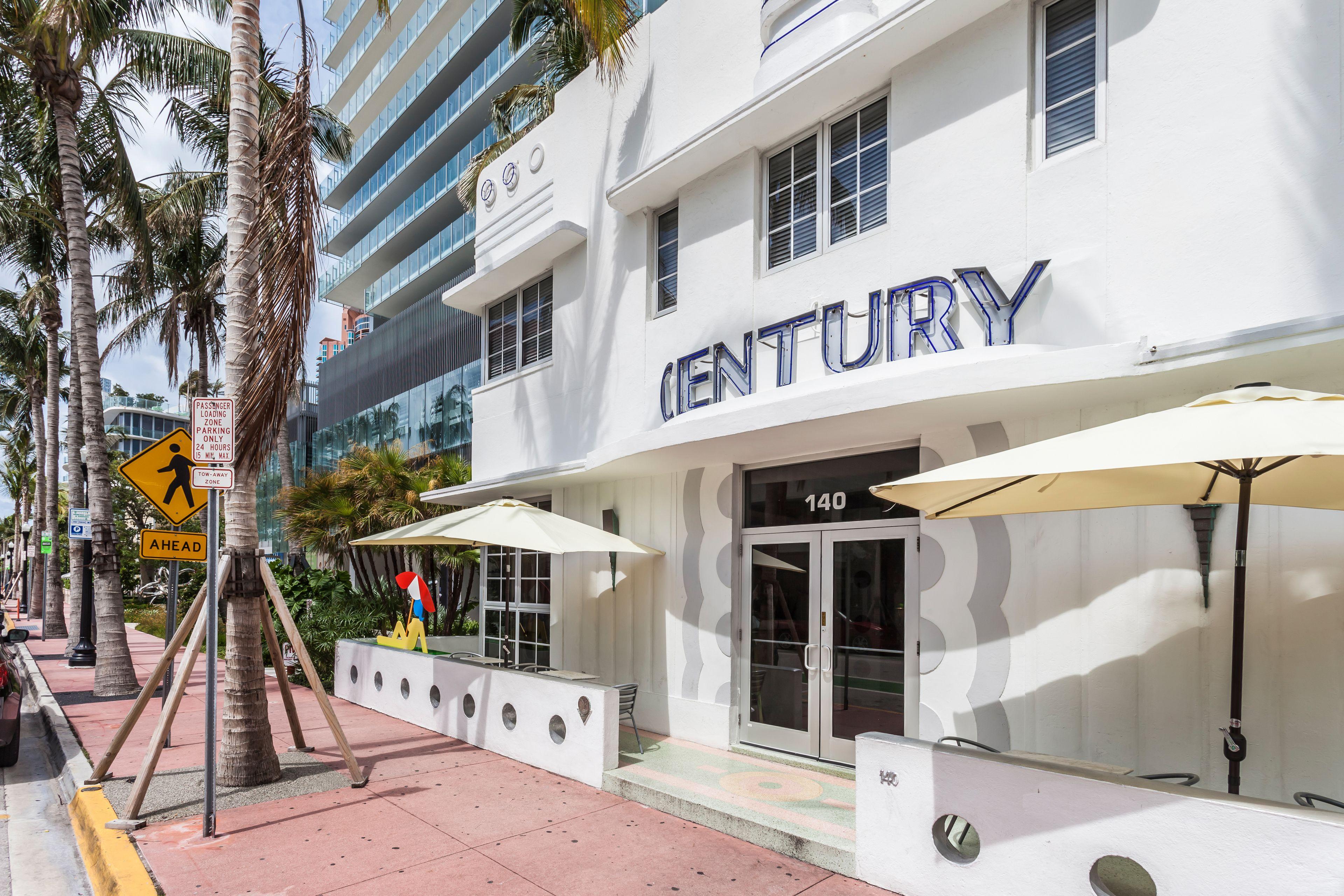 Century Hotel — Foto 1